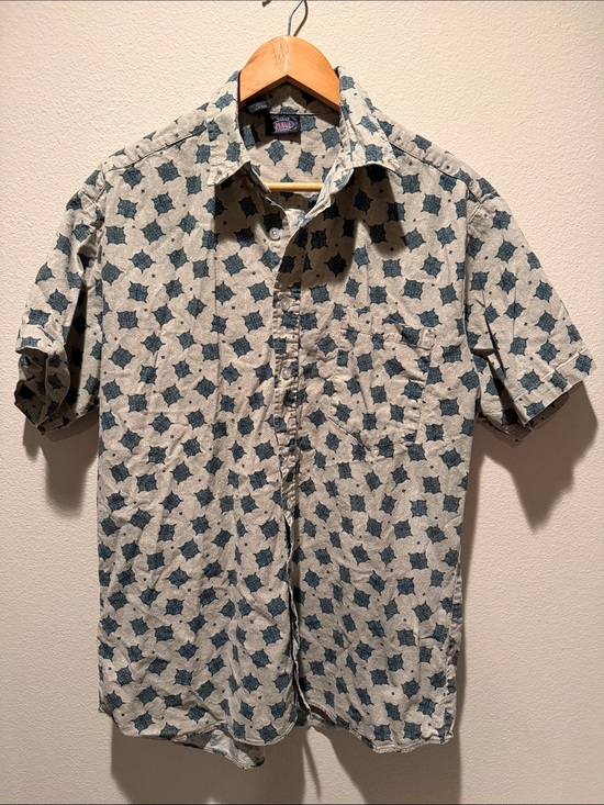 Maui Trading Company Other - Men's Casual Short-Sleeve Button-Down Shirt — Blue Geometric Print